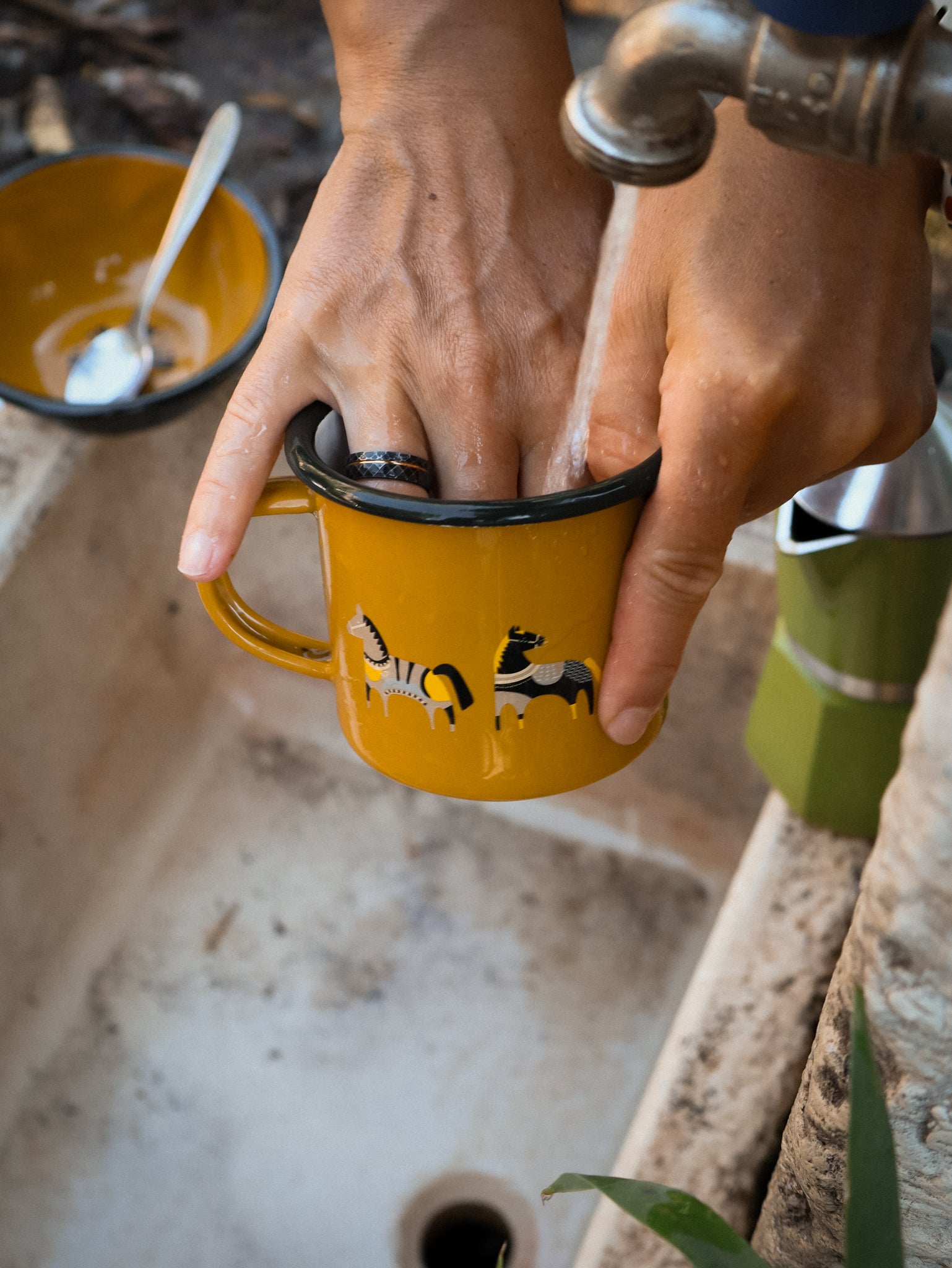 Emaille Tasse Galoppa